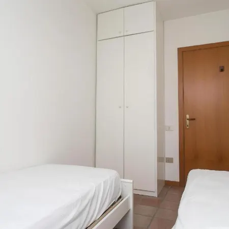 아파트 N212 - Numana, Quadrilocale In Centro Con Terrazzo