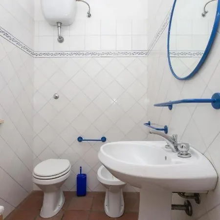 아파트 N212 - Numana, Quadrilocale In Centro Con Terrazzo 누마나