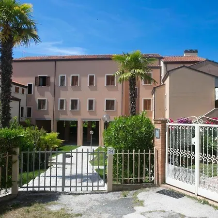 N212 - Numana, Quadrilocale In Centro Con Terrazzo *